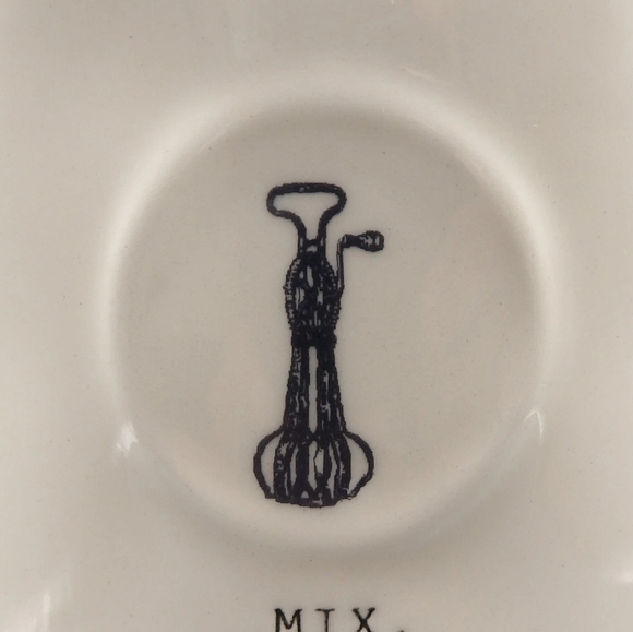 RAE DUNN MAGENTA Large Canister Kitchen Icon - Picture 3 of 8